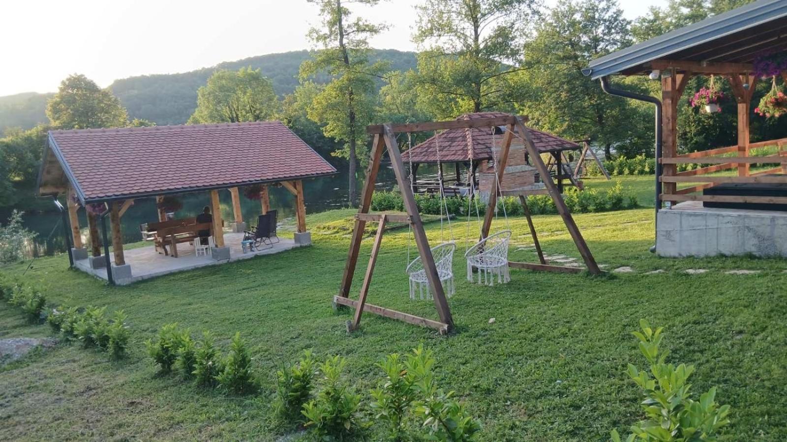 Willa Vikendica Krupa Na Vrbasu Banja Luka Zewnętrze zdjęcie